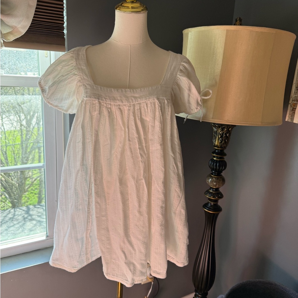 White Puff Sleeve Dress